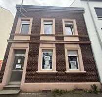 Haus zum Mieten in Erftstadt 2.200,00 € 145 m²