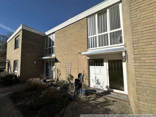 Foto - Wohnung zum Kaufen in Westerstede 160.000,00 € 67 m²