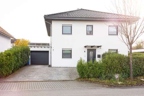 Foto - Haus zum Kaufen in Pforzheim 870.000,00 € 156 m²