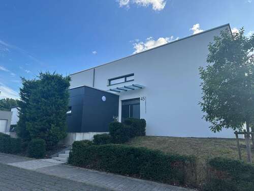 Foto - Haus zum Kaufen in Pforzheim 1.190.000,00 € 254.17 m²