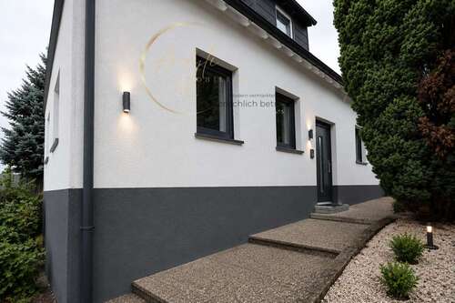 Foto - Haus zum Kaufen in Leingarten 399.000,00 € 175 m²