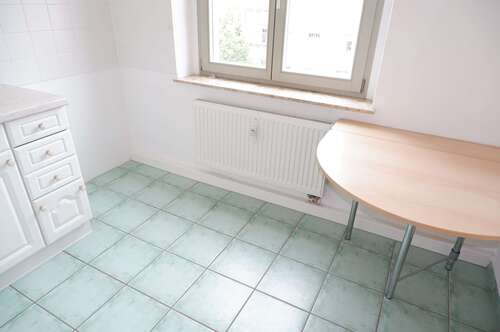 Foto - Wohnung zum Mieten in Chemnitz 200,00 € 32.41 m²