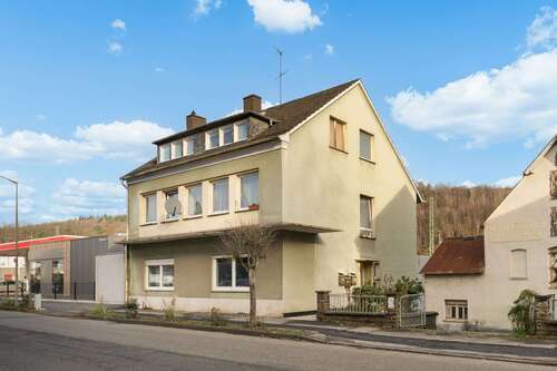 Foto - Haus zum Kaufen in Wissen 325.000,00 € 240 m²