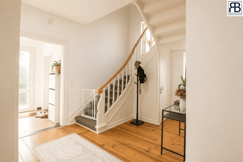 Foto - Haus zum Kaufen in Waldbröl 349.000,00 € 175 m²