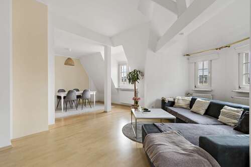 Foto - Wohnung zum Mieten in Halle (Saale) 980,00 € 120 m²