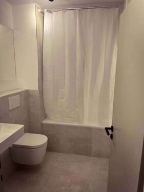 Foto - WG-Zimmer in Frankfurt am Main 999,00 € 25 m²