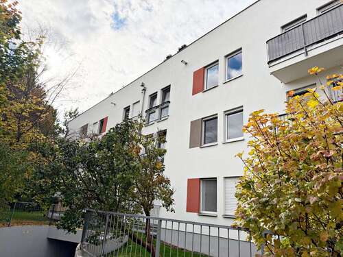 Foto - Wohnung zum Kaufen in Heidenau 148.000,00 € 70.77 m²