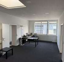 Büro in Haan 1.400,00 € 190 m² - 1.400,00 EUR Kaltmiete, ca.  190,00 m² in Haan (PLZ: 42781)