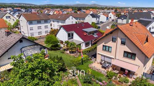 Foto - Haus zum Kaufen in Hattersheim am Main 899.000,00 € 220 m²