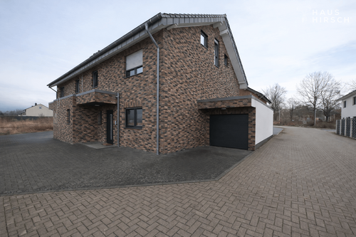 Foto - Haus zum Kaufen in Düren 628.000,00 € 152 m²