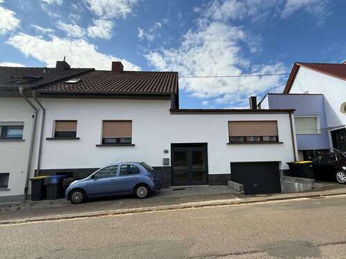 Foto - Haus zum Kaufen in Lebach 195.000,00 € 150 m²