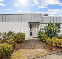 Haus zum Kaufen in Kronberg im Taunus 550.000,00 € 171 m²