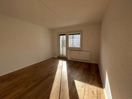 Foto - Wohnung zum Mieten in Mülsen 390,00 € 56.13 m²
