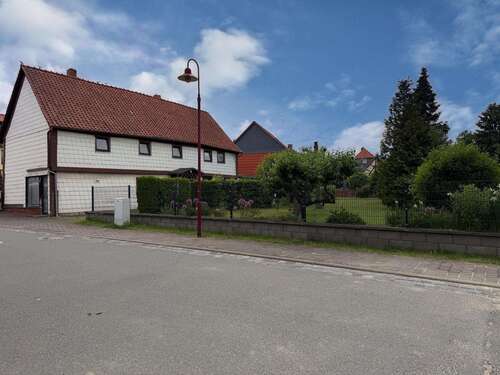 Foto - Haus zum Kaufen in Stapelburg 79.000,00 € 199.17 m²