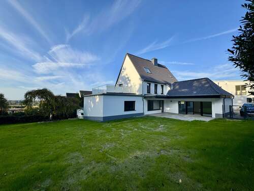 Foto - Haus zum Mieten in Bochum 4.335,00 € 271 m²