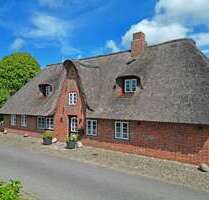 Haus zum Kaufen in Oldsum Toftum 1.369.000,00 € 183 m² - Oldsum / Toftum
