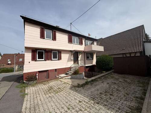 Foto - Haus zum Kaufen in Straubenhardt-Schwann 329.000,00 € 161 m²