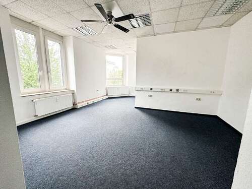 Foto - Büro in Unna 890,00 € 98.26 m² - 890,00 EUR Kaltmiete, ca.  98,26 m²