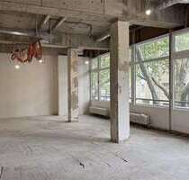 Büro in Berlin 2.940,00 € 196 m²