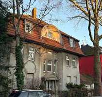 Haus zum Kaufen in Essen Borbeck-Mitte 429.000,00 € 303.1 m² - Essen / Borbeck-Mitte