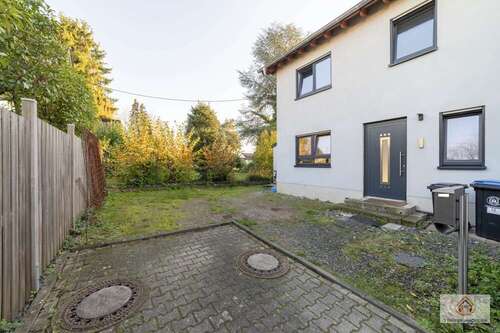 Foto - Haus zum Kaufen in Langenfeld 649.900,00 € 170.39 m²