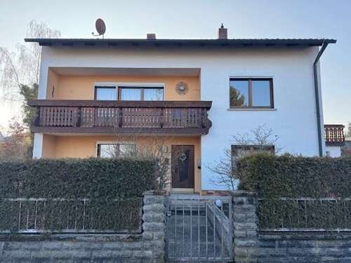 Foto - Haus zum Kaufen in Baunach 365.000,00 € 182 m²