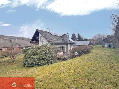 Foto - Haus zum Kaufen in Neuhof 230.000,00 € 147 m²