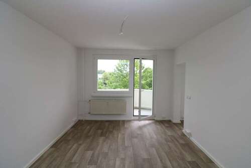 Foto - Wohnung zum Mieten in Freiberg 209,00 € 25.56 m²