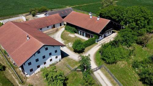 Foto - Haus zum Kaufen in Tacherting 1.750.000,00 € 264 m²