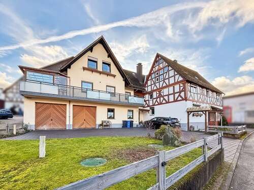 Foto - Haus zum Kaufen in Eschenburg 369.000,00 € 313.86 m²