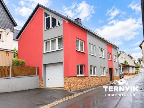 Foto - Haus zum Kaufen in Nordhalben 179.000,00 € 152 m²