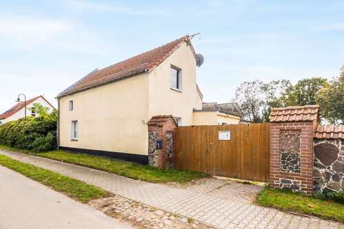 Foto - Haus zum Kaufen in Rehfelde 199.000,00 € 77.26 m²