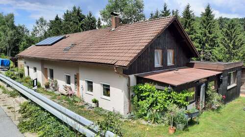 Foto - Haus zum Kaufen in Iggensbach 399.000,00 € 185 m²