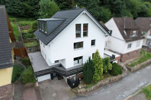 Foto - Haus zum Kaufen in Beverungen 299.000,00 € 207 m²