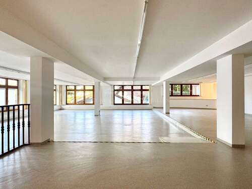 Foto - Büro in Taufkirchen 3.699,00 € 411 m²