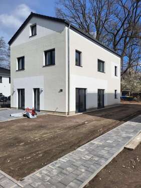 Foto - Haus zum Kaufen in Falkensee 775.000,00 € 150 m²