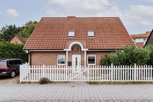 Foto - Haus zum Kaufen in Reppenstedt 375.000,00 € 152 m²