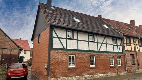 Foto - Haus zum Kaufen in Emersleben 99.000,00 € 98 m²