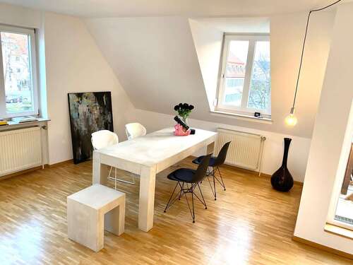 Foto - Wohnung zum Mieten in Kirchheim 1.215,00 € 90 m²