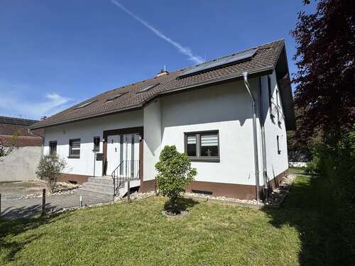 Foto - Haus zum Kaufen in Haßmersheim 695.000,00 € 182 m²