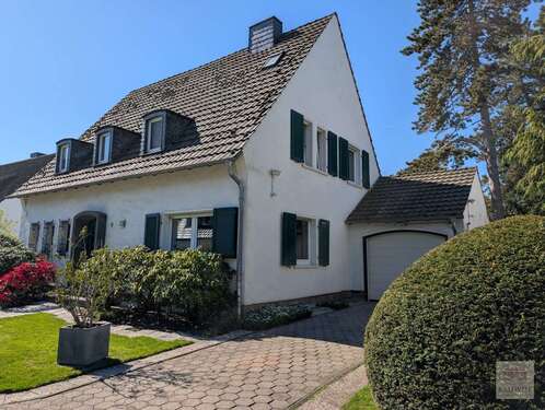 Foto - Haus zum Mieten in Meerbusch Strümp 2.300,00 € 200 m²