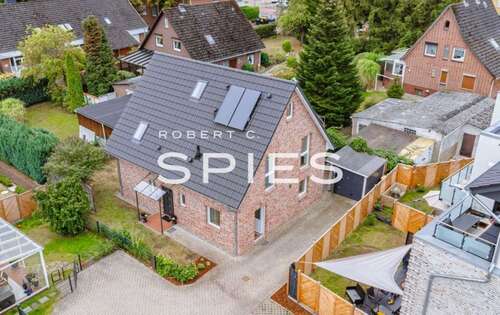 Foto - Haus zum Kaufen in Norderstedt 689.000,00 € 149 m²