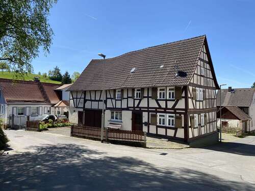 Foto - Haus zum Kaufen in Schotten-Einartshausen 187.000,00 € 117 m²