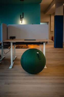 Foto - Büro in Hilden 249,00 € 4 m² - 249,00&nbsp;EUR Kaltmiete, ca.&nbsp; 4,00&nbsp;m&sup2;