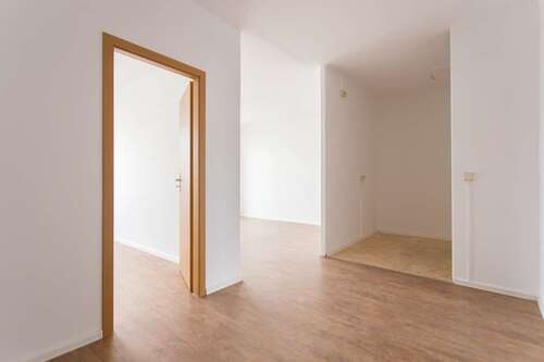 Foto - Wohnung zum Mieten in Chemnitz 351,00 € 68.8 m²