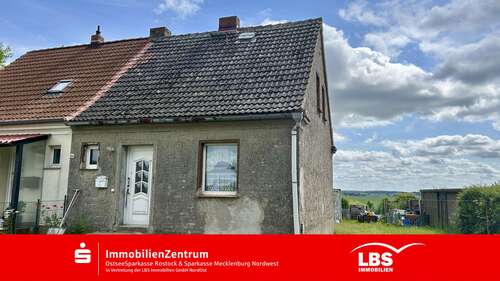 Foto - Haus zum Kaufen in Walkendorf 65.000,00 € 90 m²
