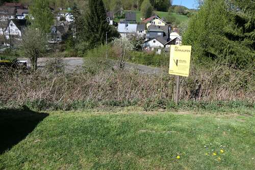 Foto - Grundstück zu verkaufen in Hilchenbach 89.000,00 € 1070 m²
