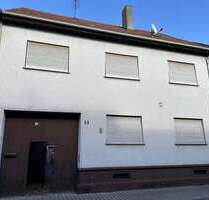 Haus zum Kaufen in Philippsburg 380.000,00 € 263.52 m²