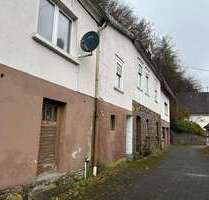 Haus zum Kaufen in Gummersbach 169.000,00 € 185.8 m²