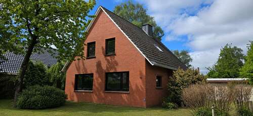 Foto - Haus zum Kaufen in Weener 128.000,00 € 136 m²